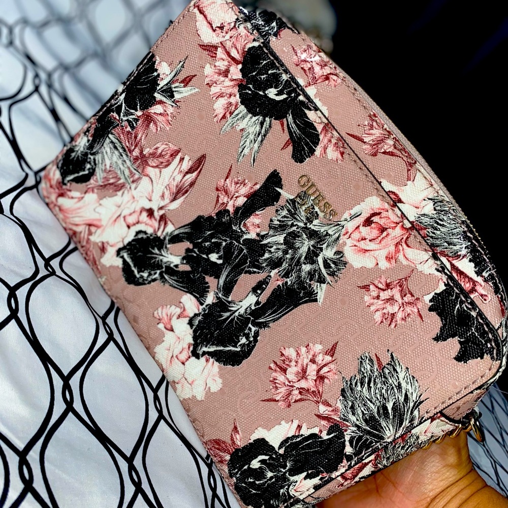 Guess Crossbody Purse